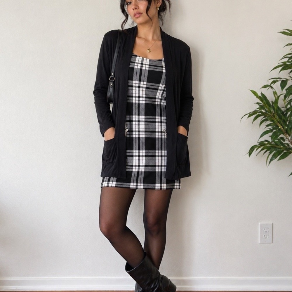 VTG 90s Black White Plaid Mini Dress Zip Pocket Sleeveless Tagged 12 (Actual S)